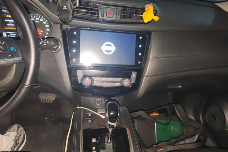 Used Nissan X-Trail 2020 2.5L XL ITS CVT 4WD Deluxe Navigation Edition Audio And AC Panel