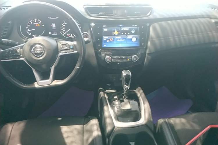 Used Nissan X-Trail 2020 2.5L XL ITS CVT 4WD Deluxe Navigation Edition Audio And AC Panel