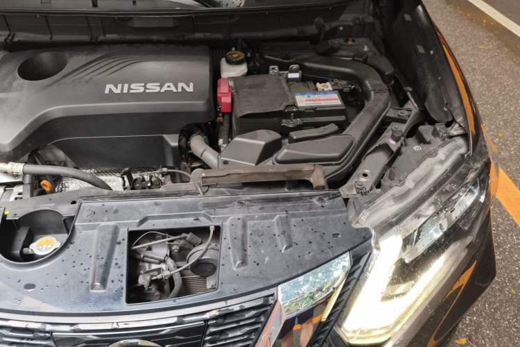 Used Nissan X-Trail 2020 2.5L XL ITS CVT 4WD Deluxe Navigation Edition Engine Bay Left