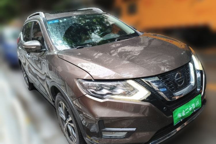 Used Nissan X-Trail 2020 2.5L XL ITS CVT 4WD Deluxe Navigation Edition Front Right 45 Deg