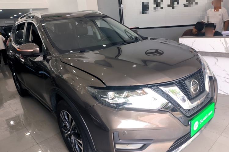 Used Nissan X-Trail 2020 2.5L XL ITS CVT 4WD Deluxe Navigation Edition Front Right 45 Deg