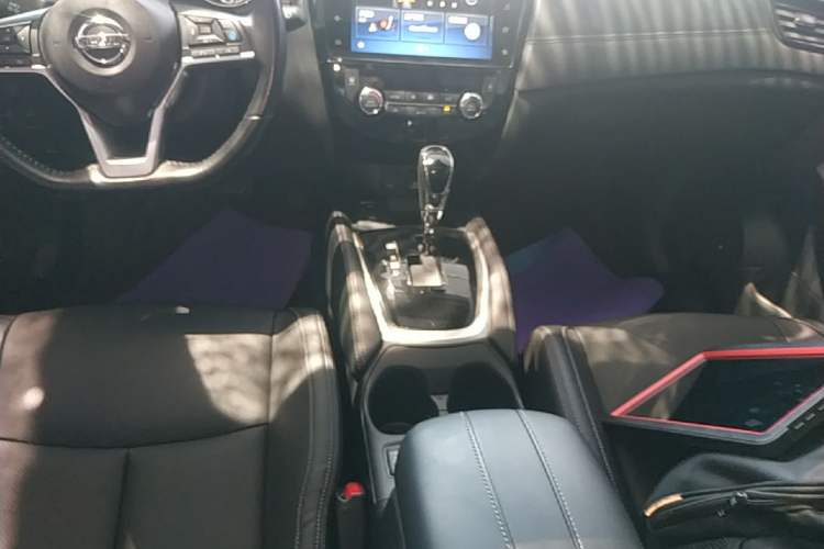 Used Nissan X-Trail 2020 2.5L XL ITS CVT 4WD Deluxe Navigation Edition Gear Lever