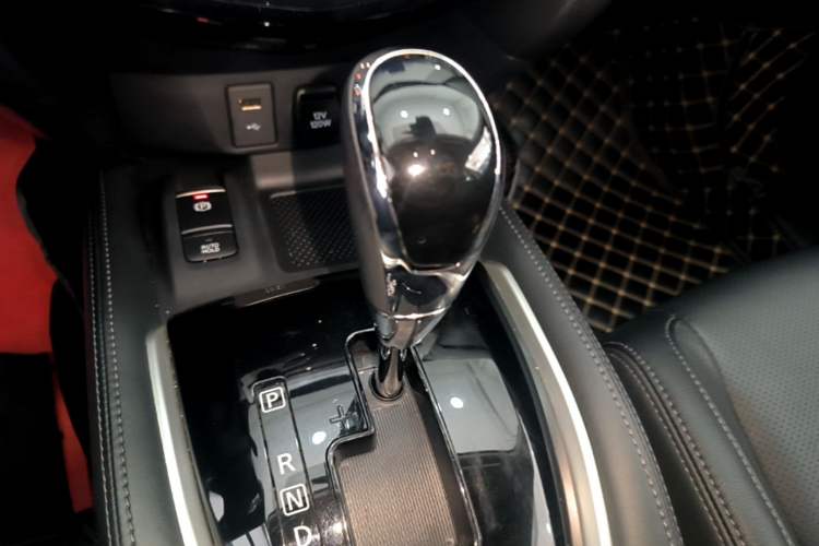 Used Nissan X-Trail 2020 2.5L XL ITS CVT 4WD Deluxe Navigation Edition Gear Lever