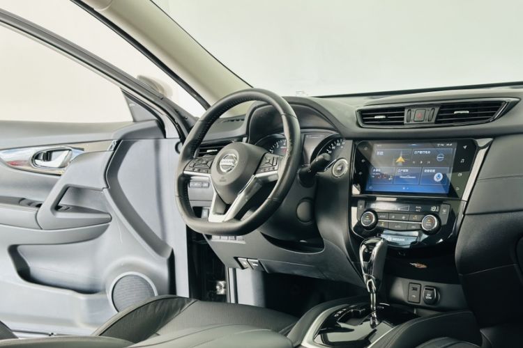 Used Nissan X-Trail 2020 2.0L XL Premium CVT 2WD SmartConnect Luxury Edition Interior 6