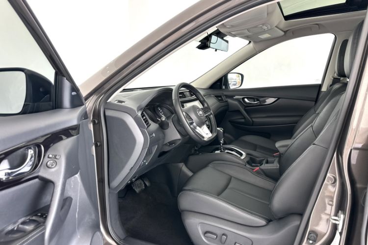 Used Nissan X-Trail 2020 2.0L XL Premium CVT 2WD SmartConnect Luxury Edition Interior 7