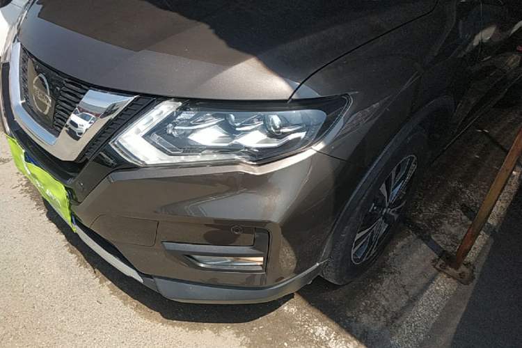 Used Nissan X-Trail 2020 2.5L XL ITS CVT 4WD Deluxe Navigation Edition Left Front Headlight