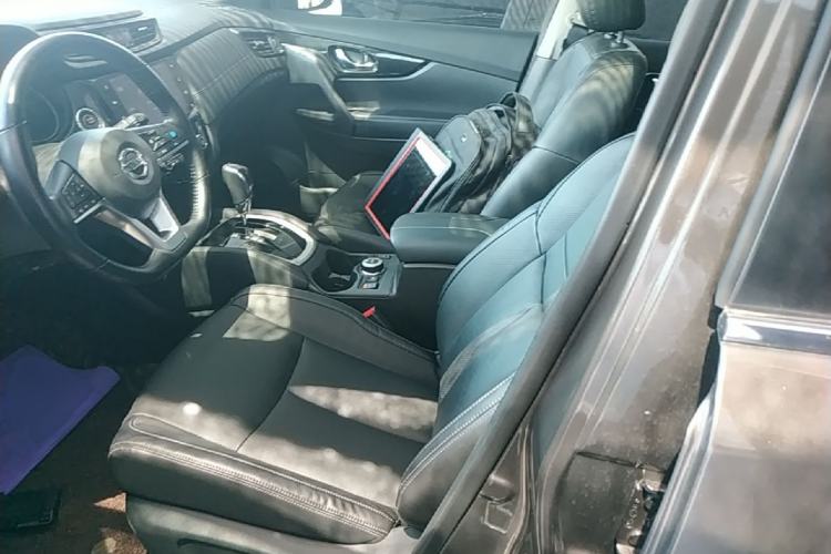 Used Nissan X-Trail 2020 2.5L XL ITS CVT 4WD Deluxe Navigation Edition Left Front Seat