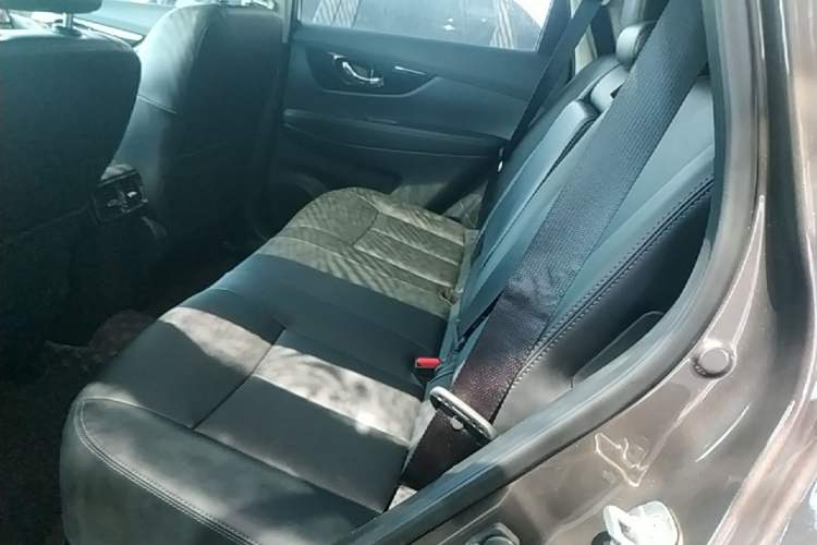 Used Nissan X-Trail 2020 2.5L XL ITS CVT 4WD Deluxe Navigation Edition Left Rear Seat