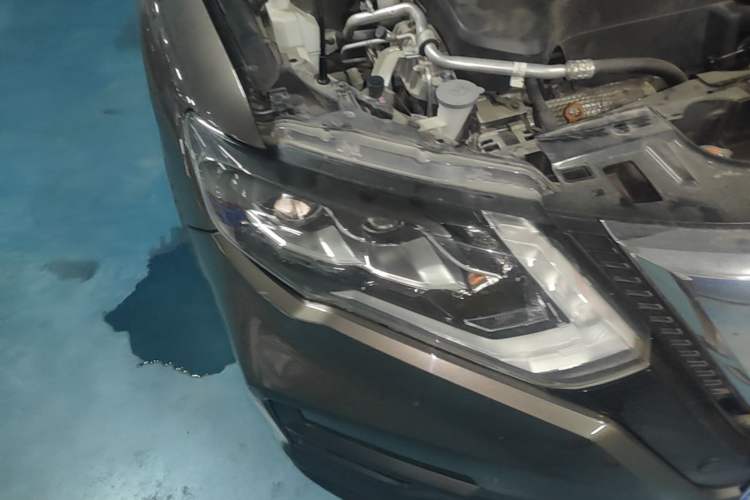 Used Nissan X-Trail 2020 2.5L XL ITS CVT 4WD Deluxe Navigation Edition Right Front Headlight