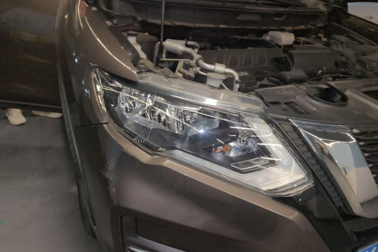 Used Nissan X-Trail 2020 2.0L XL ITS CVT 2WD SmartConnect Comfort Edition Right Front Headlight