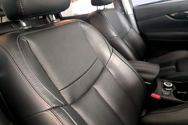Used Nissan X-Trail 2020 2.5L XL ITS CVT 4WD Deluxe Navigation Edition Right Front Seat