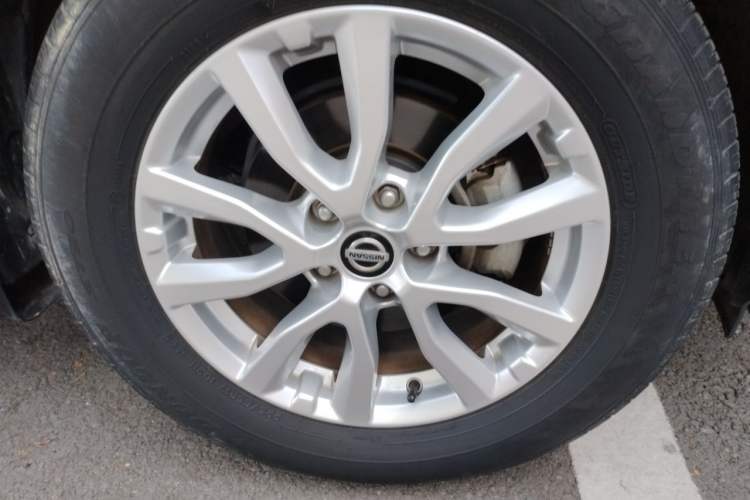 Used Nissan X-Trail 2020 2.0L XL ITS CVT 2WD SmartConnect Comfort Edition Right Front Wheel Hub
