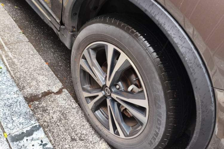 Used Nissan X-Trail 2020 2.5L XL ITS CVT 4WD Deluxe Navigation Edition Right Front Wheel Hub