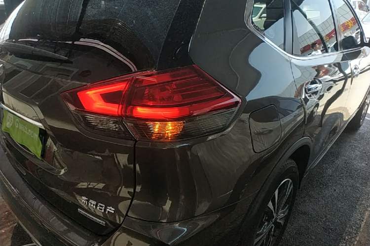 Used Nissan X-Trail 2020 2.5L XL ITS CVT 4WD Deluxe Navigation Edition Right Rear Taillight
