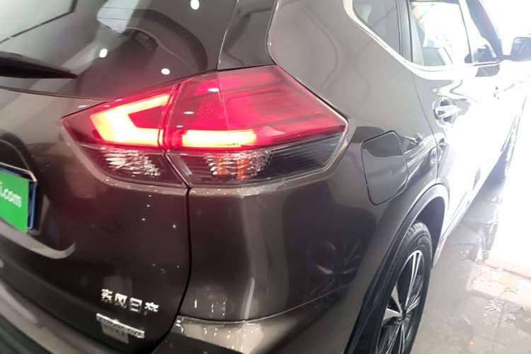 Used Nissan X-Trail 2020 2.5L XL ITS CVT 4WD Deluxe Navigation Edition Right Rear Taillight