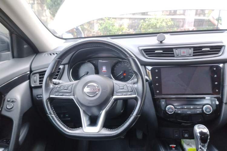 Used Nissan X-Trail 2020 2.0L XL ITS CVT 2WD SmartConnect Comfort Edition Steering Wheel