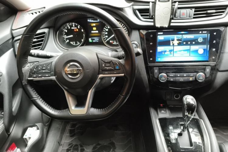 Used Nissan X-Trail 2020 2.5L XL ITS CVT 4WD Deluxe Navigation Edition Steering Wheel