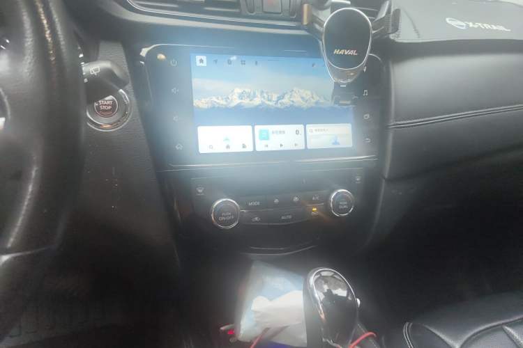 Used Nissan X-Trail 2021 2.0L CVT 2WD XL Premium SmartConnect Deluxe Edition Audio And AC Panel