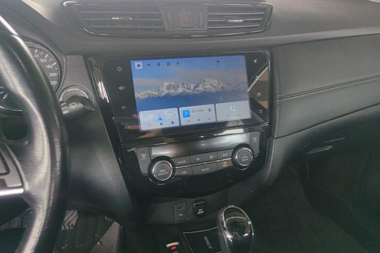 Used Nissan X-Trail 2021 2.0L CVT 2WD XL ITS Comfort Commemorative Edition Audio And AC Panel
