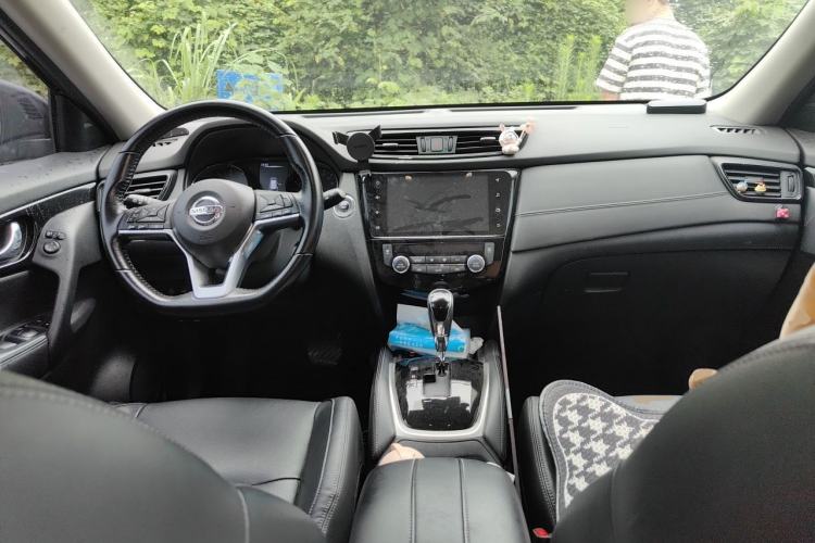 Used Nissan X-Trail 2021 2.0L CVT 2WD XL ITS Comfort Commemorative Edition Center Console
