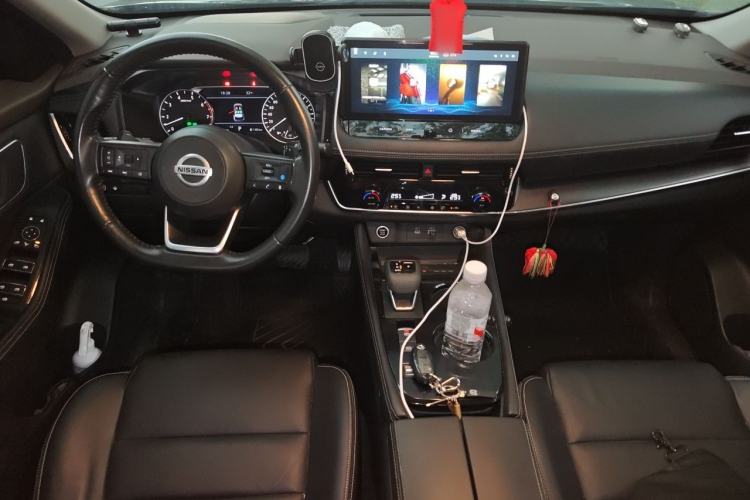 Used Nissan X-Trail 2021 VC-Turbo 300 CVT 2WD Luxury Edition 7-Seater Center Console