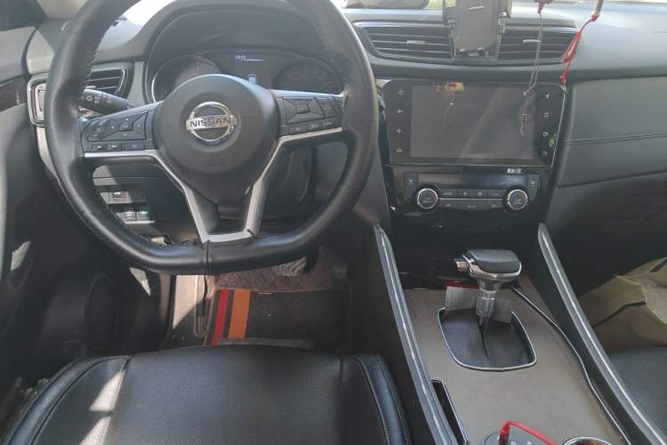 Used Nissan X-Trail 2021 2.0L CVT 2WD XL ITS SmartConnect Comfort Edition Center Console
