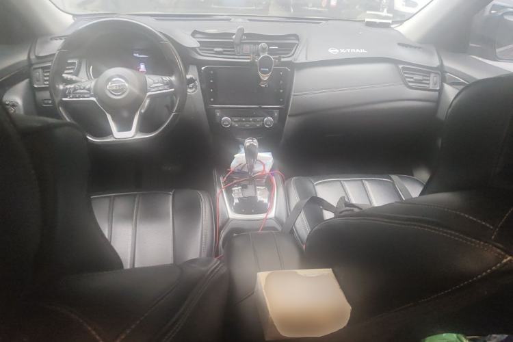 Used Nissan X-Trail 2021 2.0L CVT 2WD XL Premium SmartConnect Deluxe Edition Center Console