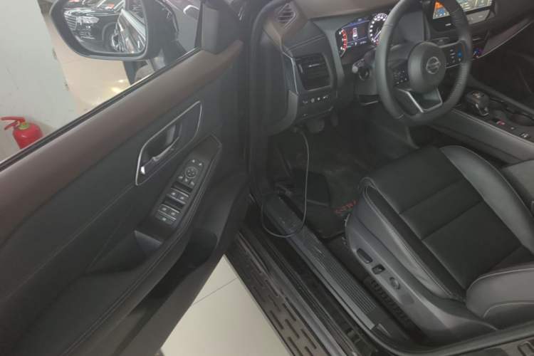 Used Nissan X-Trail 2021 VC-Turbo 300 CVT 2WD Luxury Edition Driver Seat