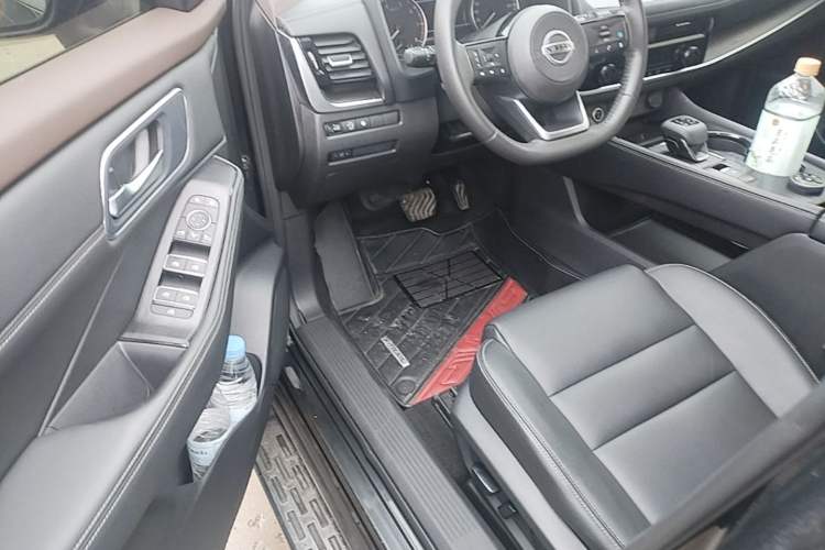 Used Nissan X-Trail 2021 VC-Turbo 300 CVT 4WD Luxury Edition Driver Seat