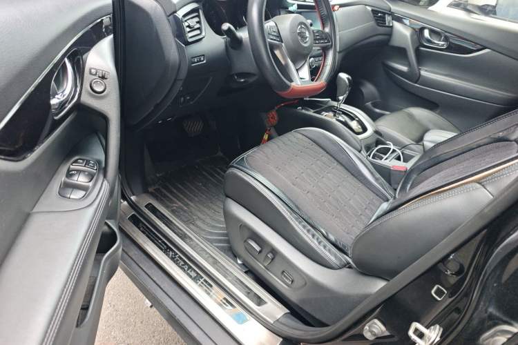 Used Nissan X-Trail 2021 2.0L CVT 2WD XL ITS SmartConnect Comfort Edition Driver Seat