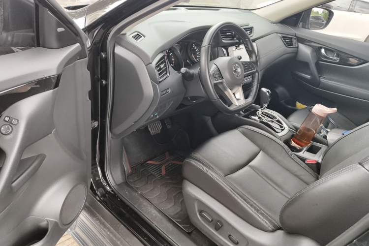 Used Nissan X-Trail 2021 2.0L CVT 2WD XL ITS SmartConnect Comfort Edition Driver Seat