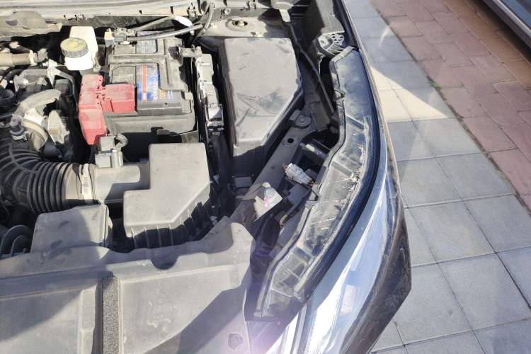Used Nissan X-Trail 2021 VC-Turbo 300 CVT 2WD Luxury Edition Engine Bay Left