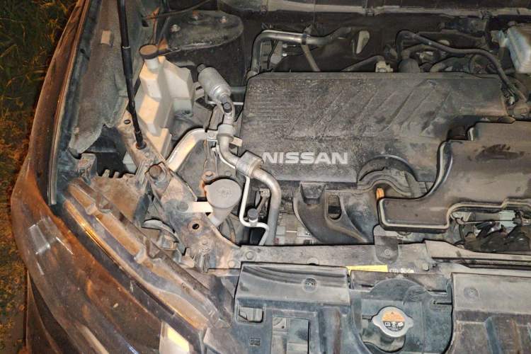 Used Nissan X-Trail 2021 2.0L CVT 2WD XL ITS SmartConnect Comfort Edition Engine Bay Right