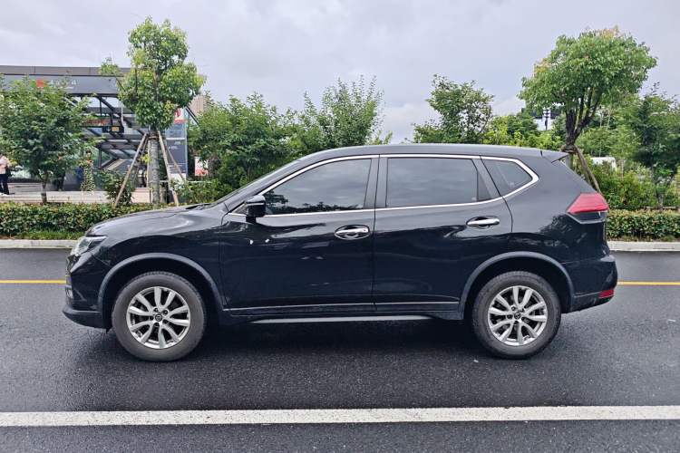 Used Nissan X-Trail 2021 2.0L CVT 2WD XL ITS SmartConnect Comfort Edition Exterior 2