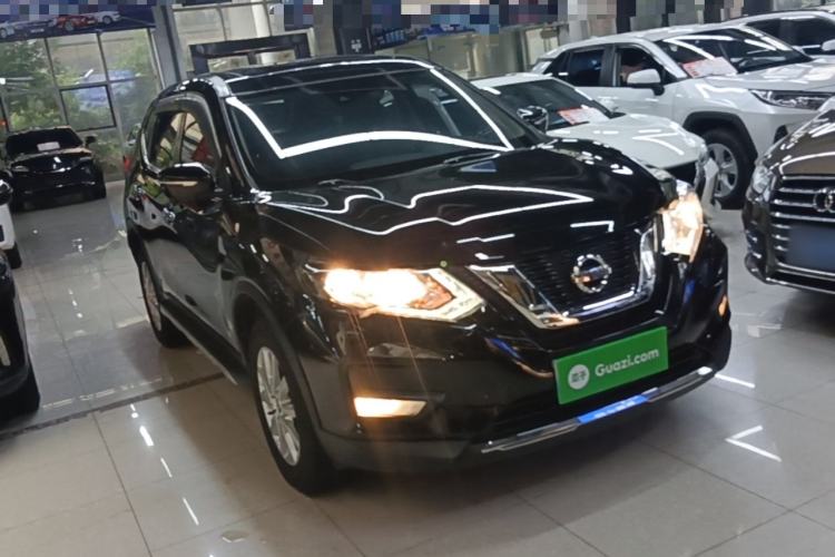 Used Nissan X-Trail 2021 2.0L CVT 2WD XL ITS Comfort Commemorative Edition Front Right 45 Deg
