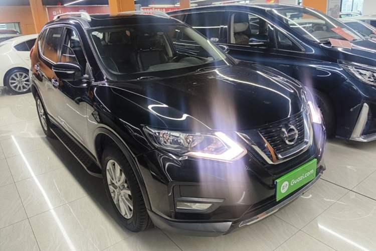 Used Nissan X-Trail 2021 2.0L CVT 2WD XL ITS SmartConnect Comfort Edition Front Right 45 Deg