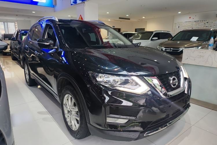Used Nissan X-Trail 2021 2.0L CVT 2WD XL ITS 3-Row SmartConnect Seven-Seater Comfort Edition Front Right 45 Deg