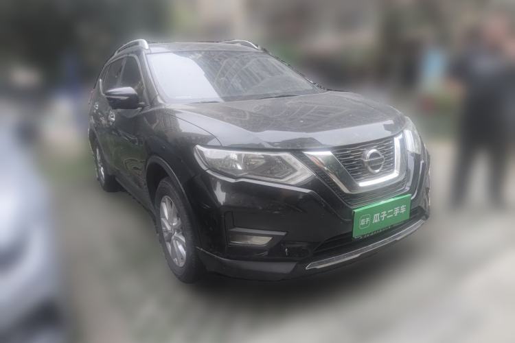 Used Nissan X-Trail 2021 2.0L CVT 2WD XL Premium SmartConnect Deluxe Edition Front Right 45 Deg