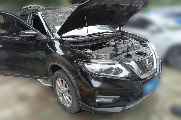 Used Nissan X-Trail 2021 2.0L CVT 2WD XE Fashion Edition Front Right 45 Deg
