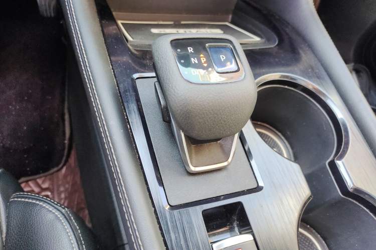Used Nissan X-Trail 2021 VC-Turbo 300 CVT 2WD Luxury Edition Gear Lever