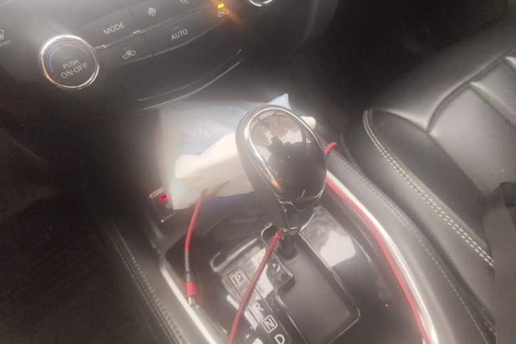 Used Nissan X-Trail 2021 2.0L CVT 2WD XL Premium SmartConnect Deluxe Edition Gear Lever