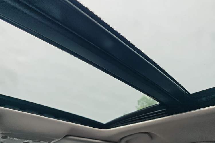 Used Nissan X-Trail 2021 2.0L CVT 2WD XL ITS SmartConnect Comfort Edition Headliner