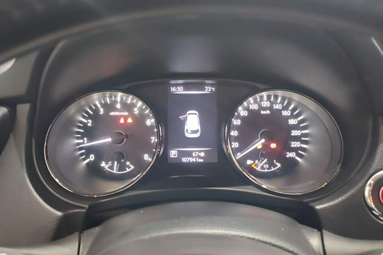 Used Nissan X-Trail 2021 2.0L CVT 2WD XL ITS 3-Row SmartConnect Seven-Seater Comfort Edition Instrument Cluster