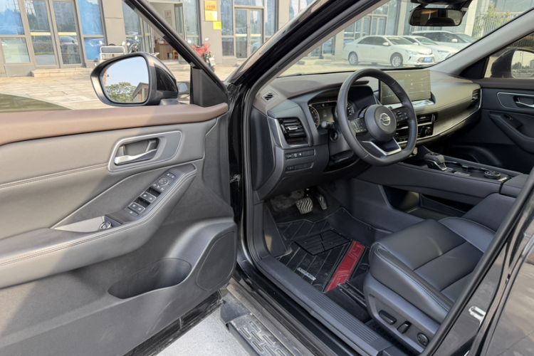 Used Nissan X-Trail 2021 VC-Turbo 300 CVT 4WD Luxury Edition Interior 2