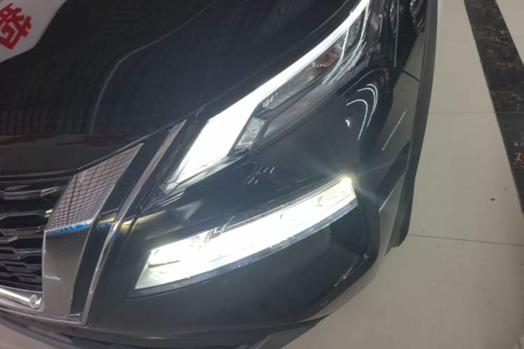 Used Nissan X-Trail 2021 VC-Turbo 300 CVT 2WD Luxury Edition Left Front Headlight