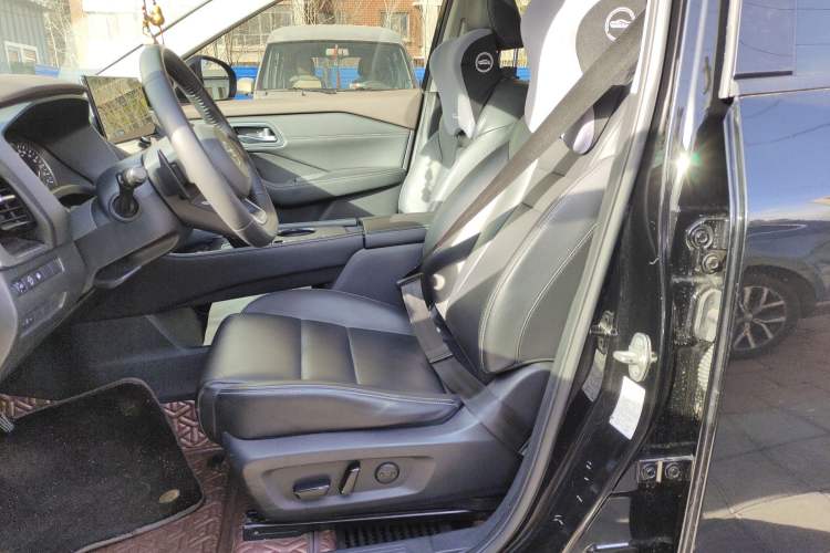 Used Nissan X-Trail 2021 VC-Turbo 300 CVT 2WD Luxury Edition Left Front Seat