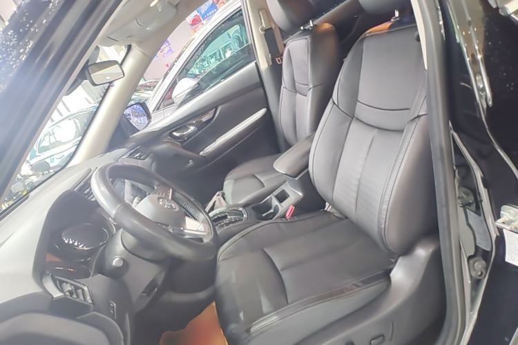Used Nissan X-Trail 2021 2.0L CVT 2WD XL ITS 3-Row SmartConnect Seven-Seater Comfort Edition Left Front Seat