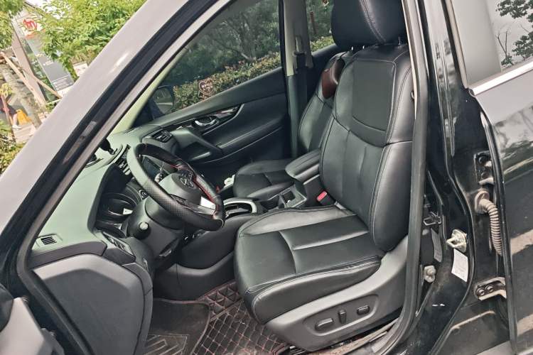 Used Nissan X-Trail 2021 2.0L CVT 2WD XL ITS SmartConnect Comfort Edition Left Front Seat
