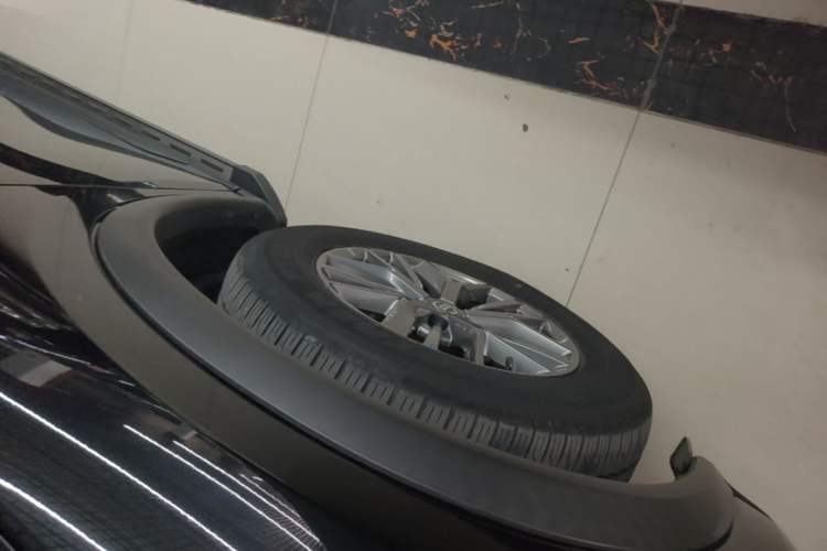 Used Nissan X-Trail 2021 VC-Turbo 300 CVT 2WD Luxury Edition Left Front Wheel Hub