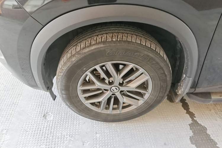 Used Nissan X-Trail 2021 VC-Turbo 300 CVT 2WD Luxury Edition Left Front Wheel Hub